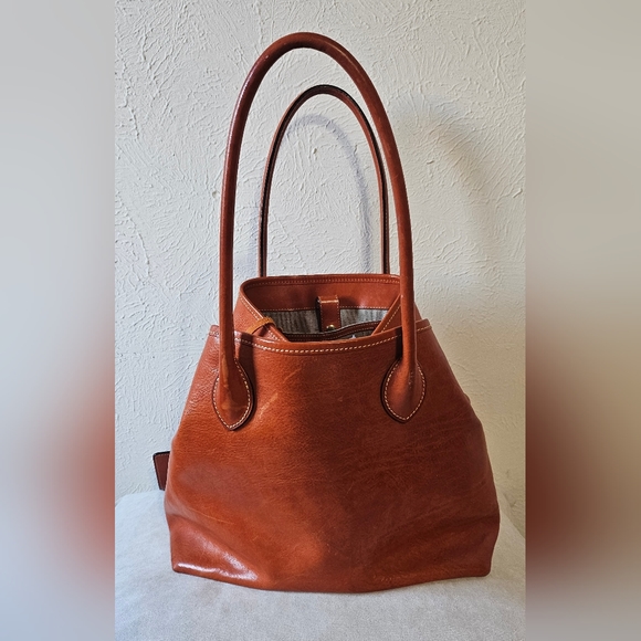 Vintag Dooney & Bourke florentine tote - Picture 4 of 17
